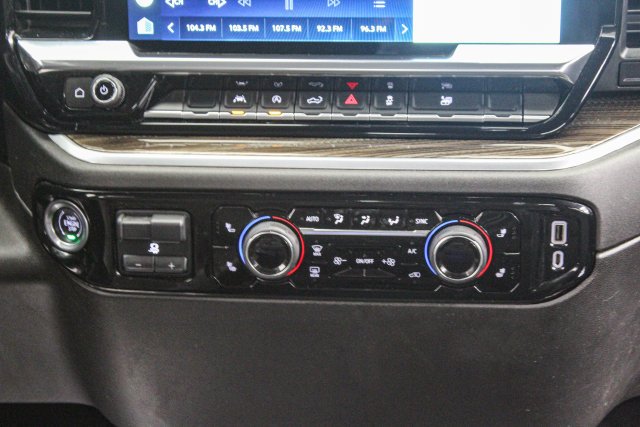 2022 Chevrolet Silverado 1500 RST - Photo 22