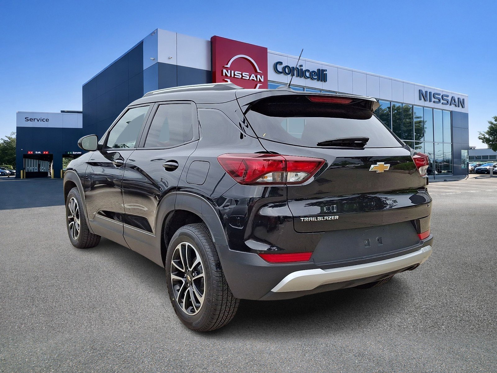 Used 2024 Mosaic Black Metallic Chevrolet LT image 3