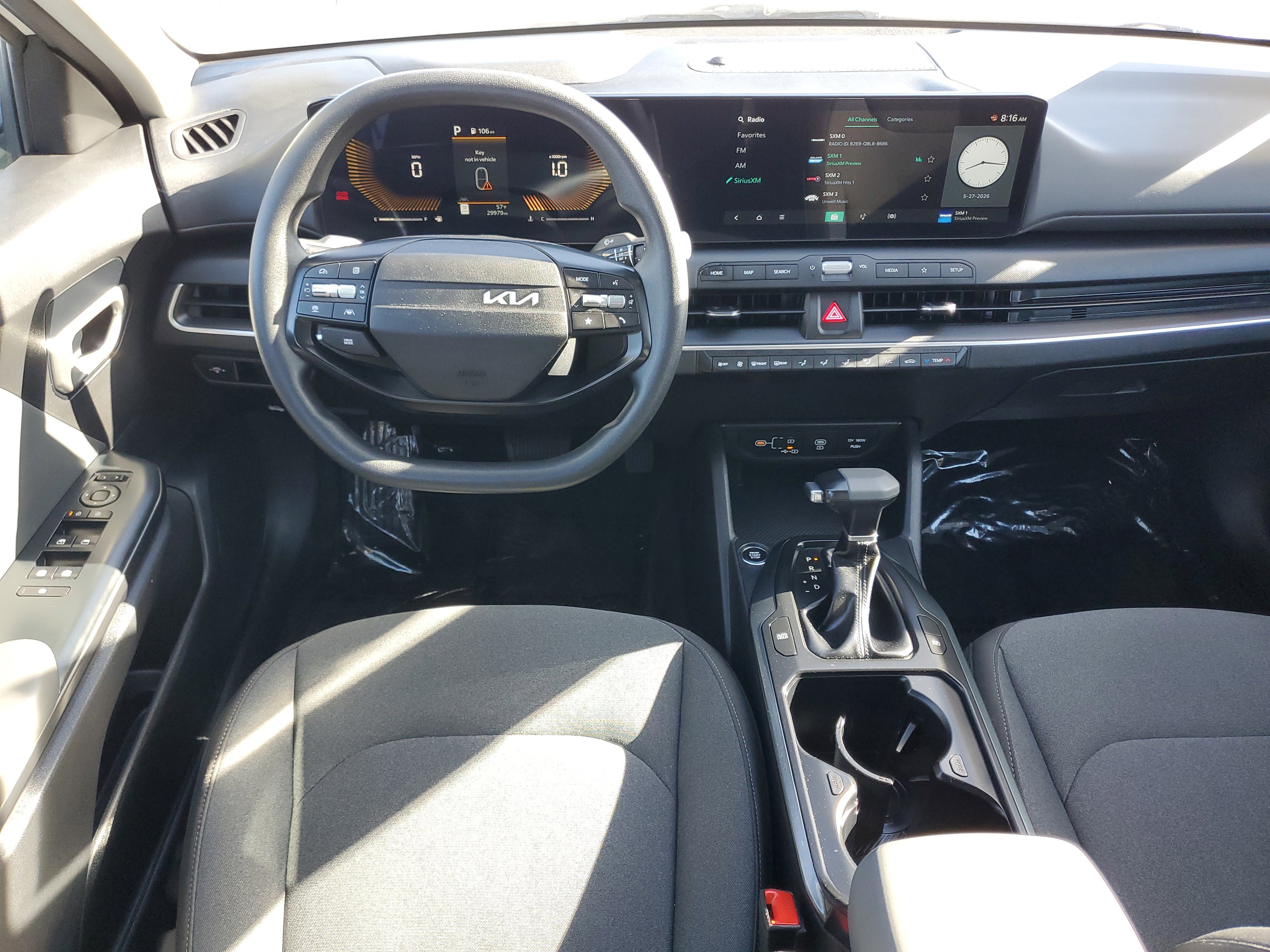Used 2025 White Kia LXS image 14
