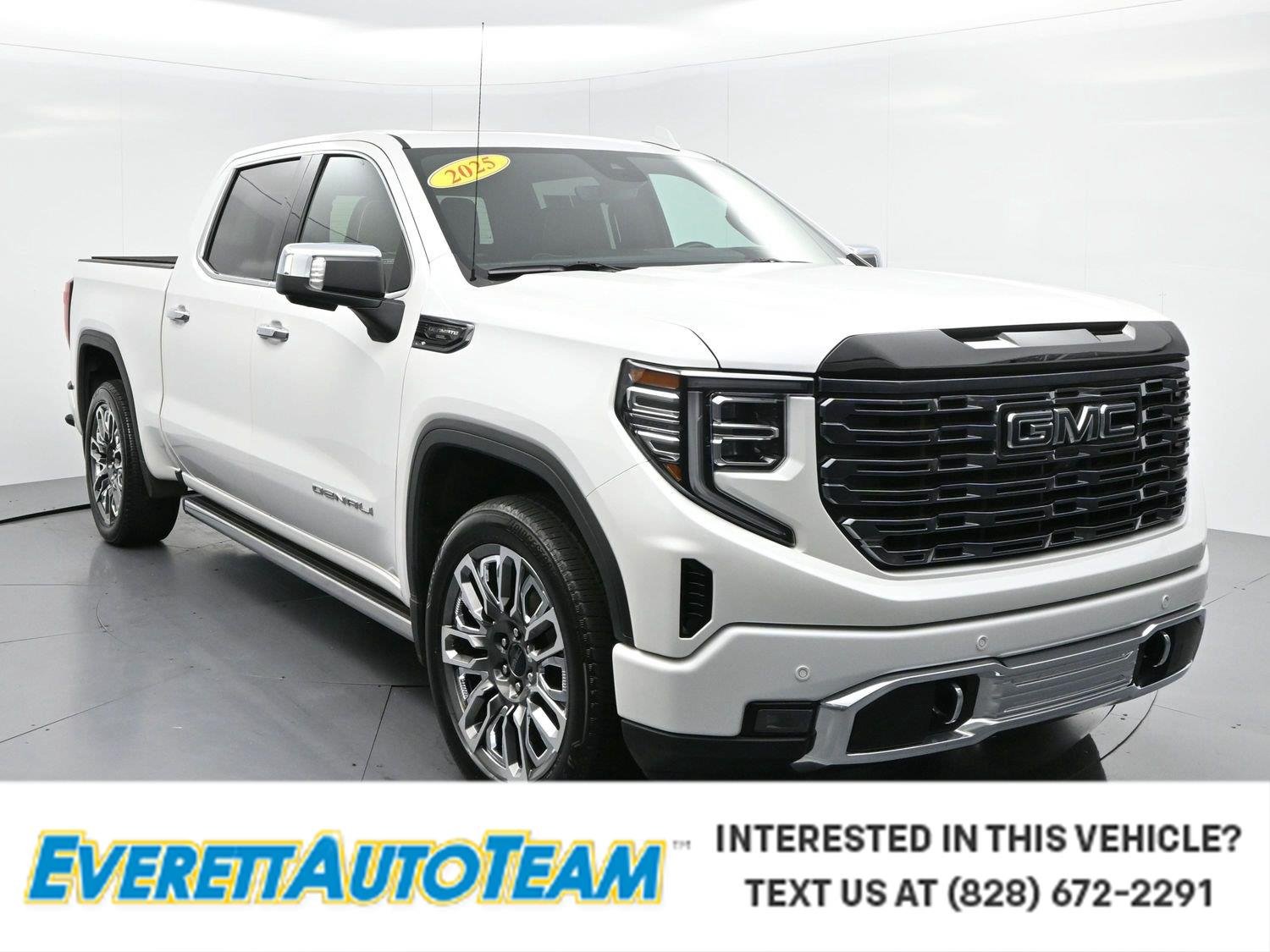 2025 GMC Sierra 1500 Denali Ultimate Crew Cab 4WD