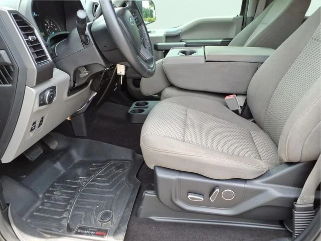 Used 2018 Gray Ford XLT image 19