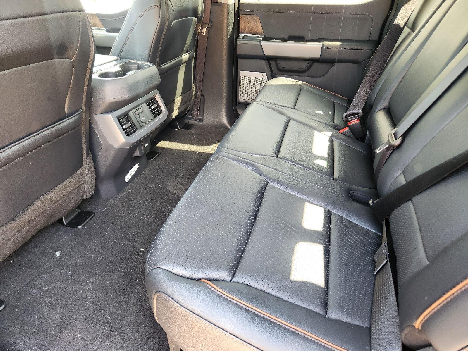 New 2026 Agate Black Metallic Ford F-250® Lariat® image 22