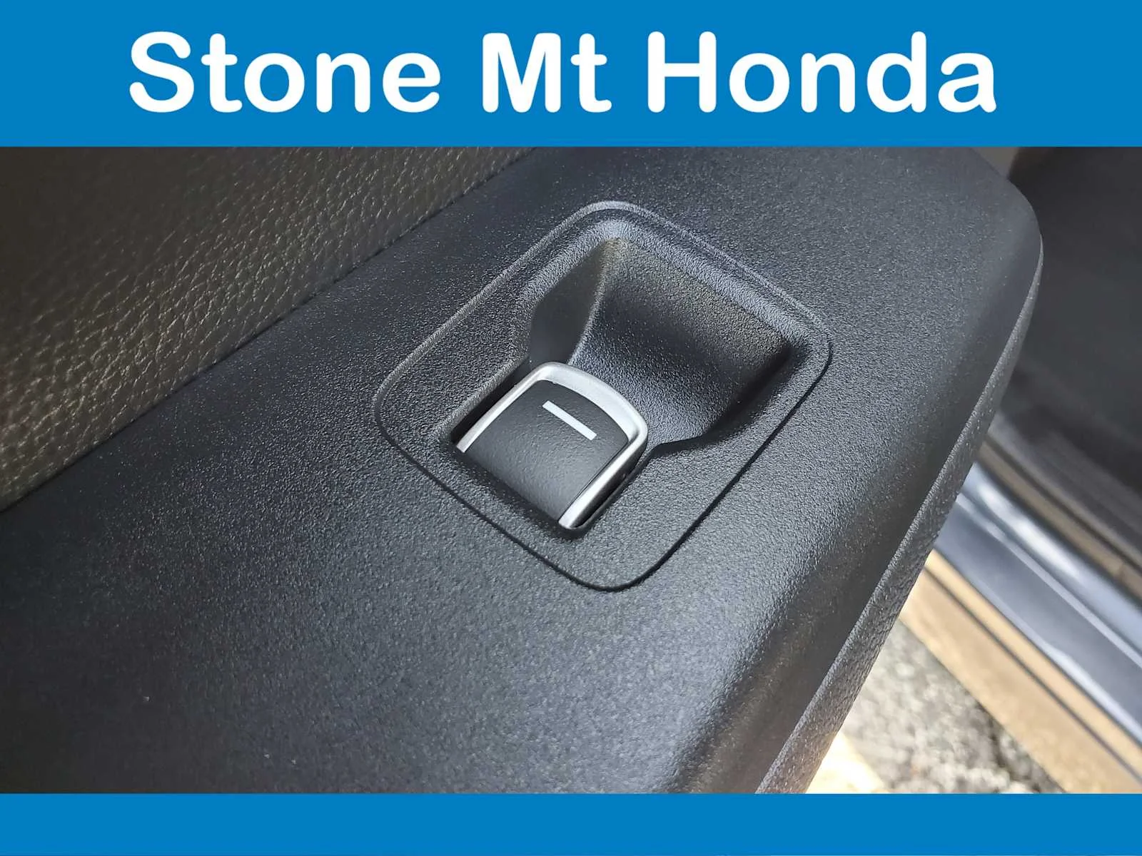 Used 2025 Meteorite Gray Metallic Honda EX-L image 13