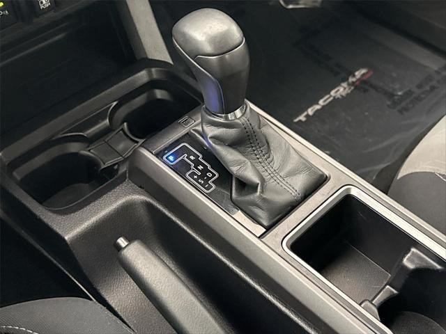 Certified Used 2022 MAGNETIC GRAY MET. Toyota  image 25