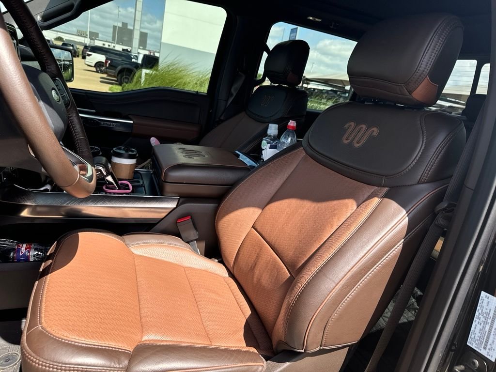 Used 2025 Black Ford King Ranch image 8