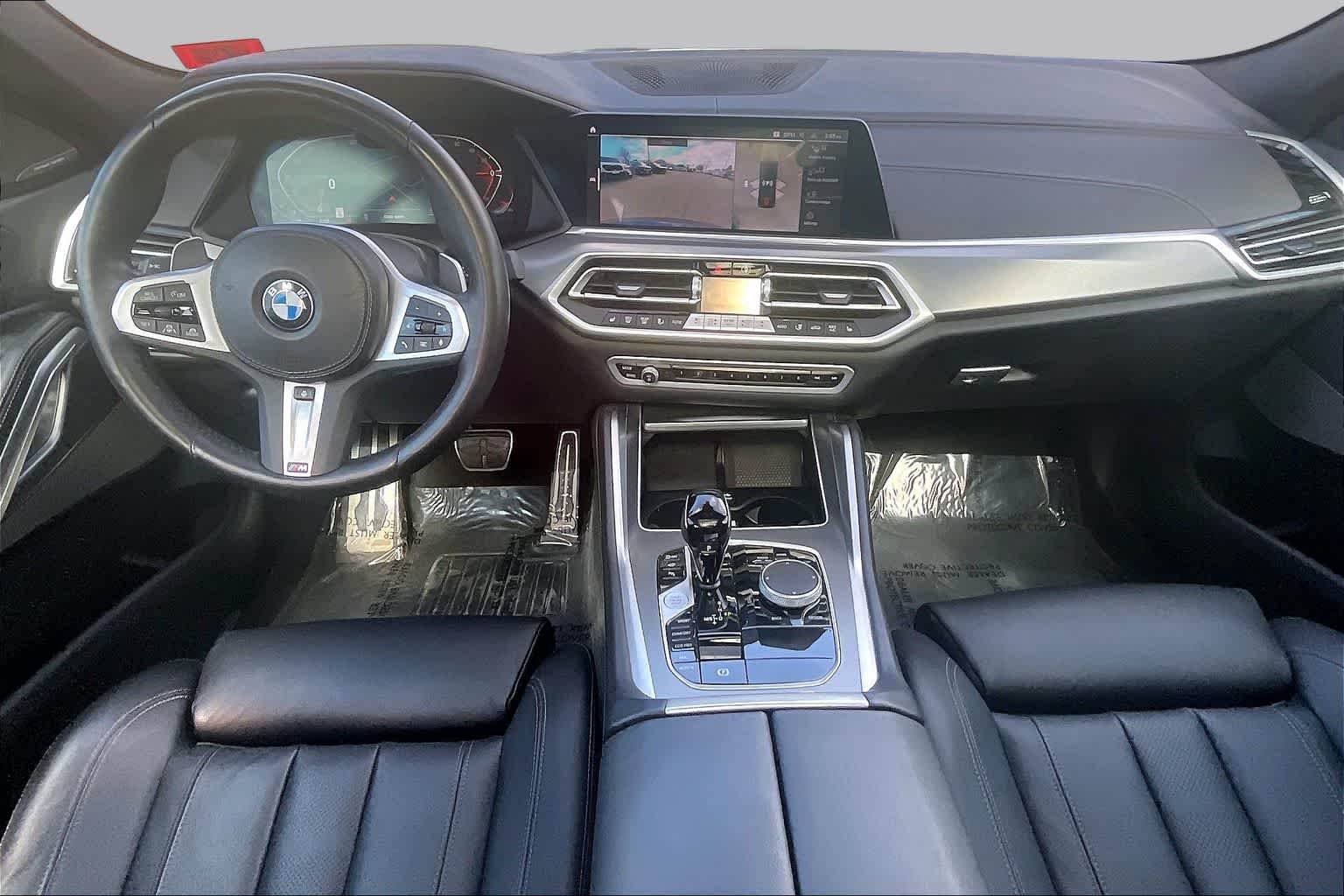 Certified Used 2022 Carbon Black Metallic BMW xDrive40i image 15