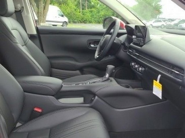 Certified Used 2025 Crystal Black Pearl Honda EX-L image 11