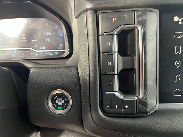 2022 GMC Yukon Denali - Photo 32