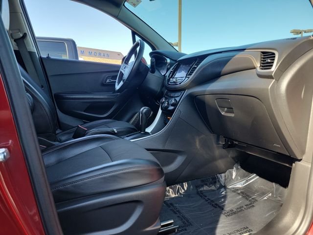 Used 2022 Red Chevrolet LT image 21