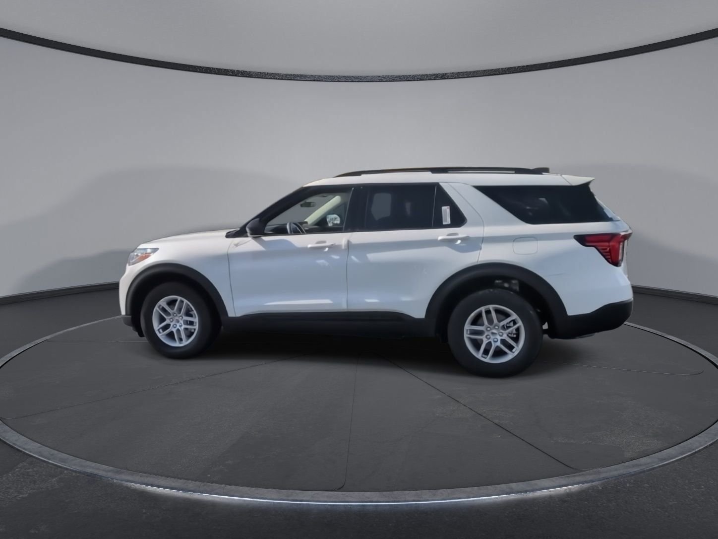 New 2026 Star White Ford Active image 6
