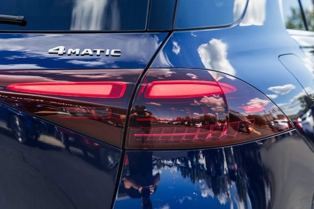 New 2026 MANUFAKTUR Mystic Blue Metallic Mercedes-Benz GLE 450 image 47