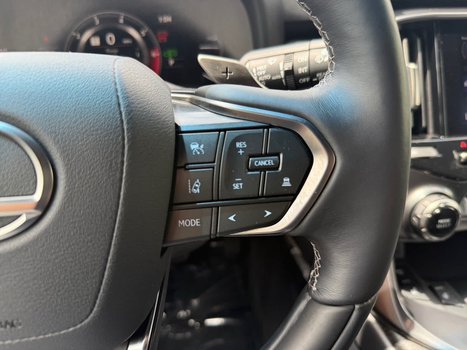 2024 Lexus LX 22