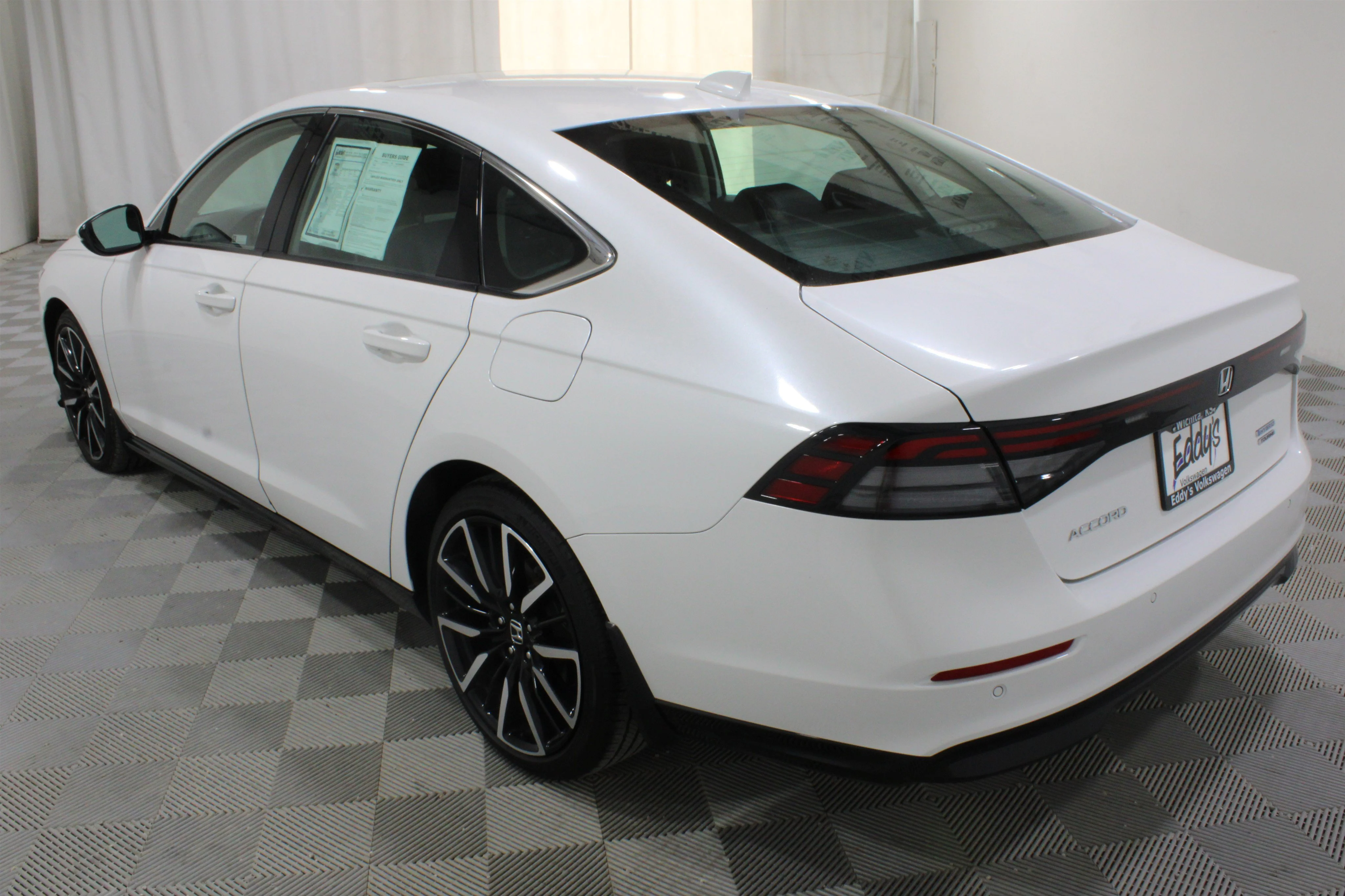2023 Honda Accord Hybrid Touring - Photo 29