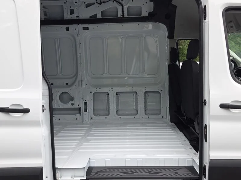 New 2026 Oxford White Ford Cargo Van image 14