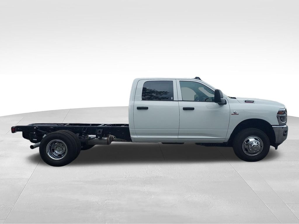 New 2027 Bright White Clearcoat RAM Tradesman image 6