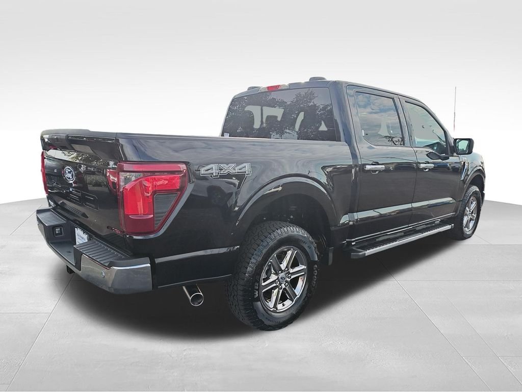 Used 2025 Black Ford XLT image 5
