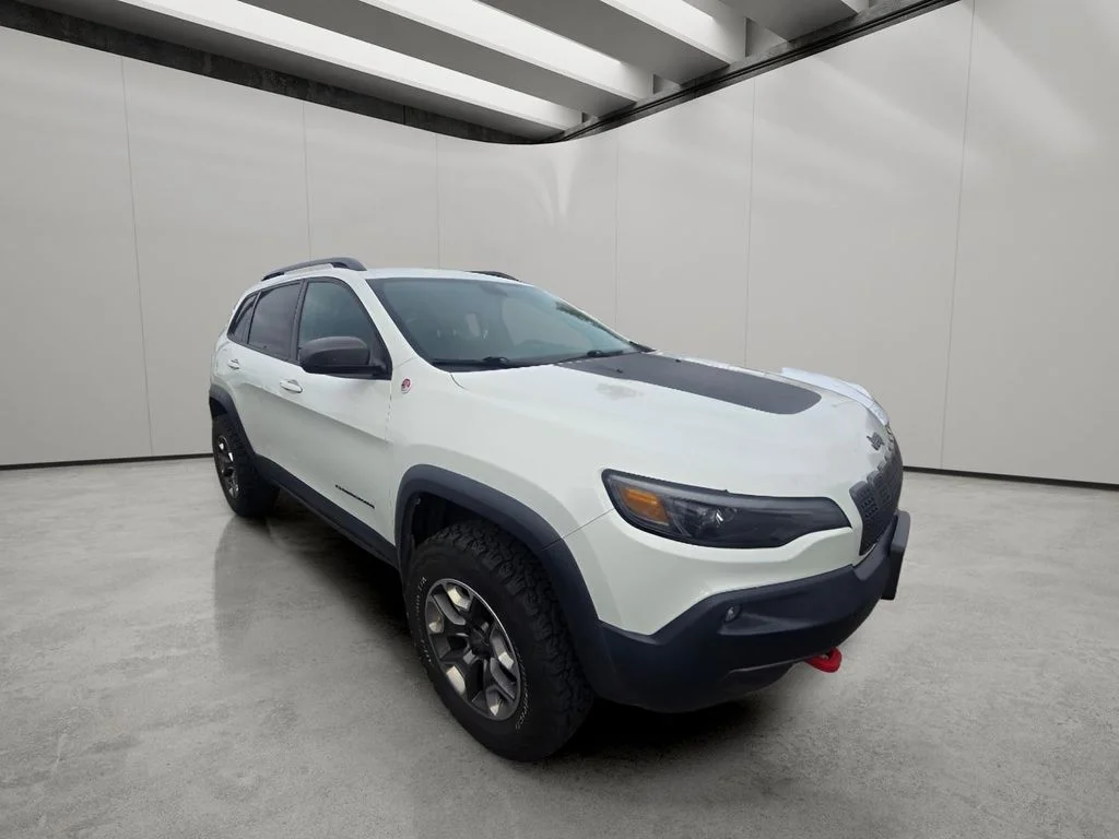 Used 2019 Pearl White Pearlcoat Jeep Trailhawk image 5