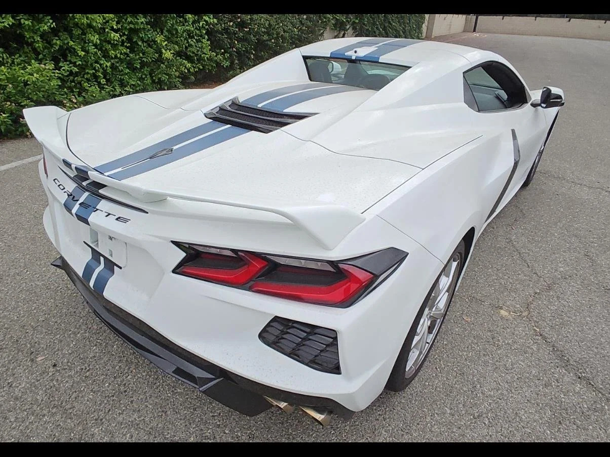 Used 2022 Arctic White Chevrolet 3LT image 13