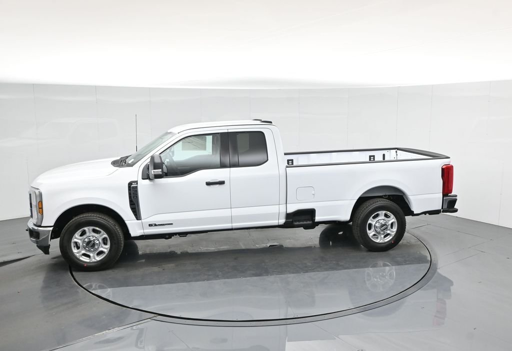 2026 Ford F-350 Super Duty XLT - Photo 46