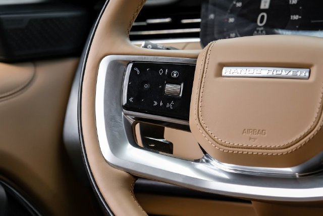 Used 2025 Gray Land Rover Autobiography image 22