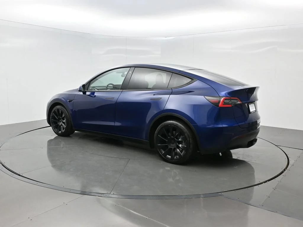 Used 2021 Blue Tesla Long Range image 4