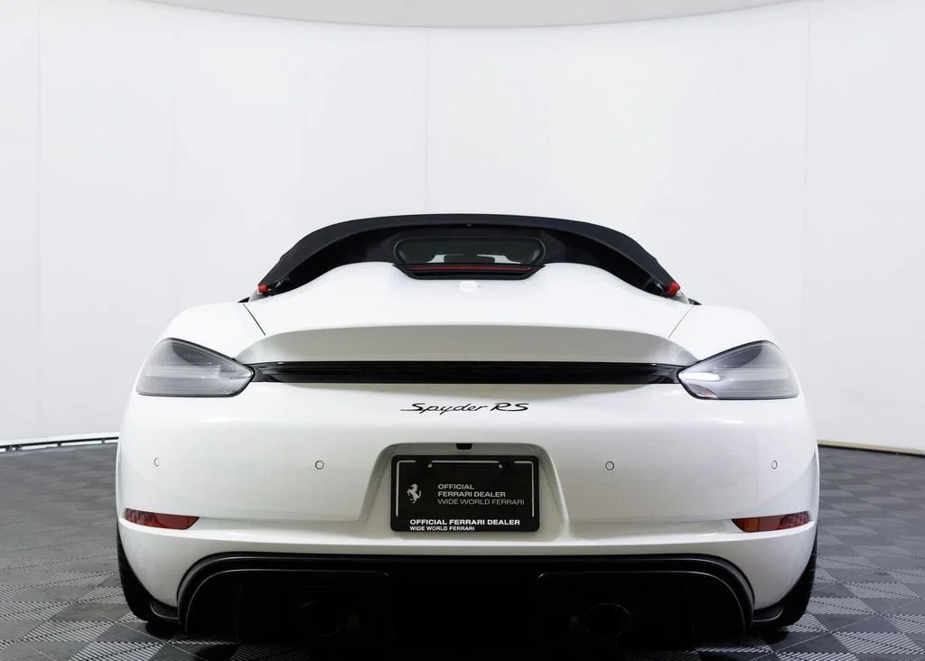 2025 Porsche 718 Spyder RS - Photo 17