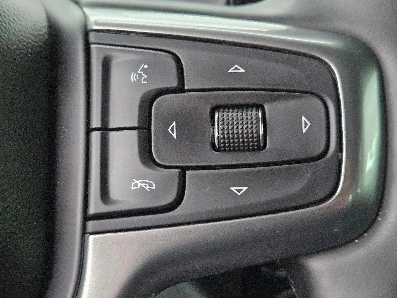Used 2025 Cypress Gray Chevrolet LTZ image 16