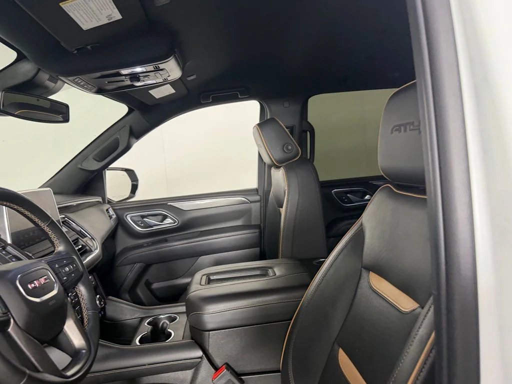 2023 GMC Yukon AT4 - Photo 23