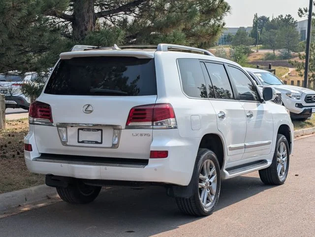 Used 2013 Starfire Pearl Lexus 570 image 3