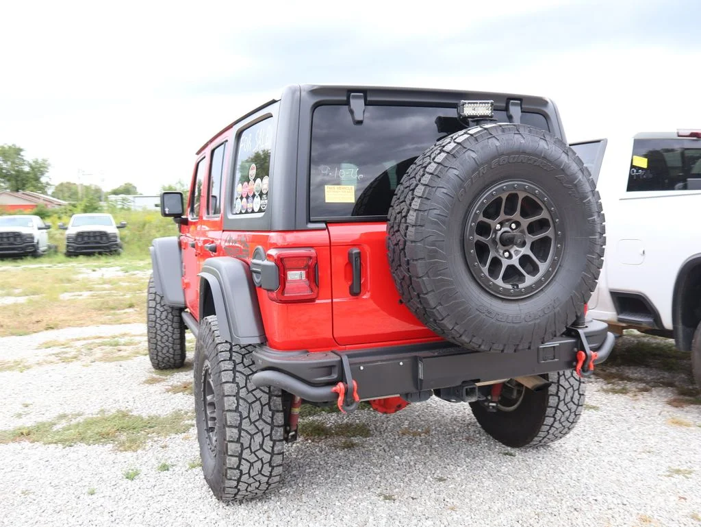 Used 2021 Red Jeep Unlimited Rubicon image 21