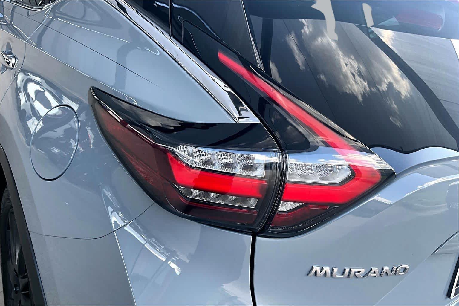Used 2023 Boulder Gray Pearl Nissan Platinum image 29