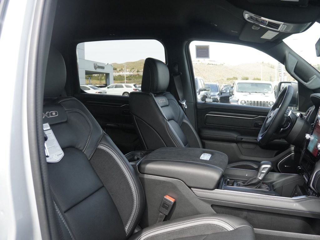 New 2026 Silver Zynith Exterior Paint RAM RHO image 21