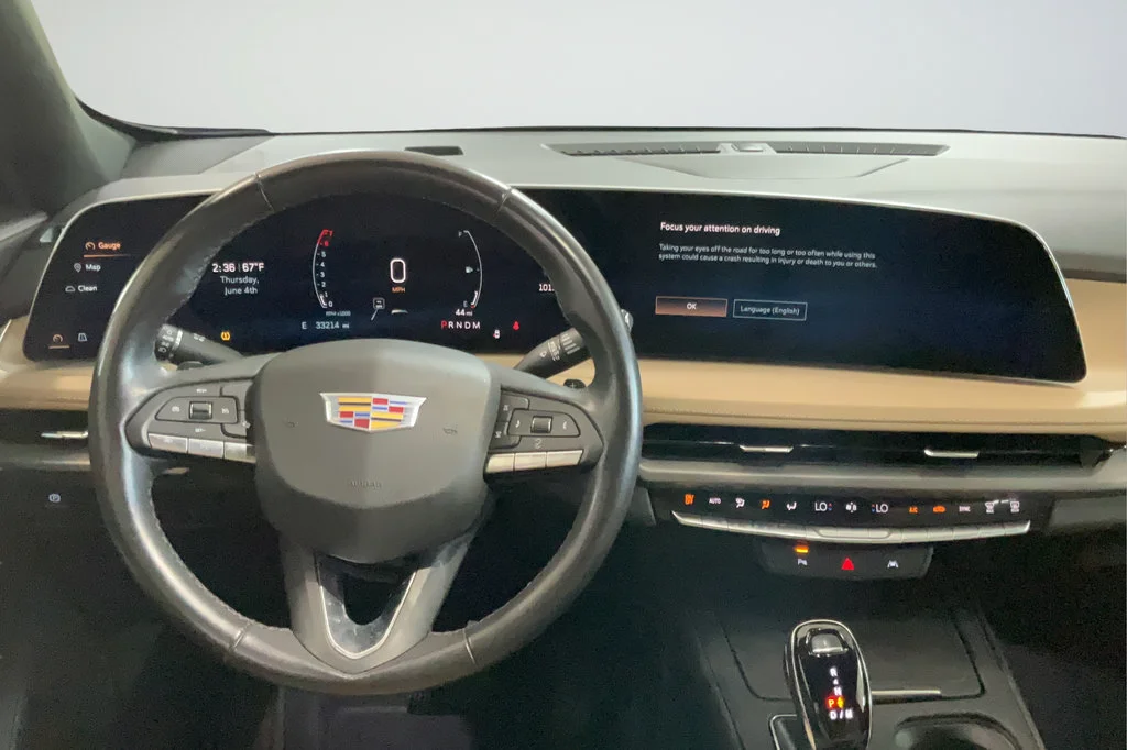 2024 Cadillac XT4 Luxury - Photo 12