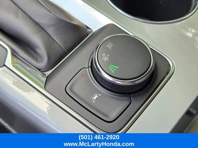 Used 2025 Summit White Chevrolet LT image 28