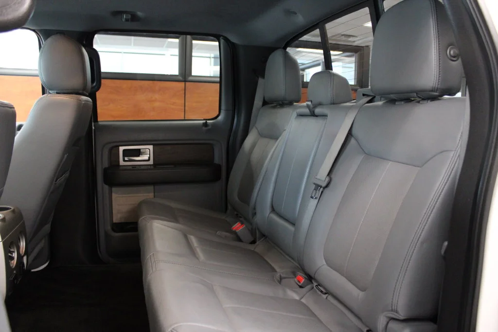 Used 2014 White Platinum Tri-Coat Metallic Ford Lariat image 33