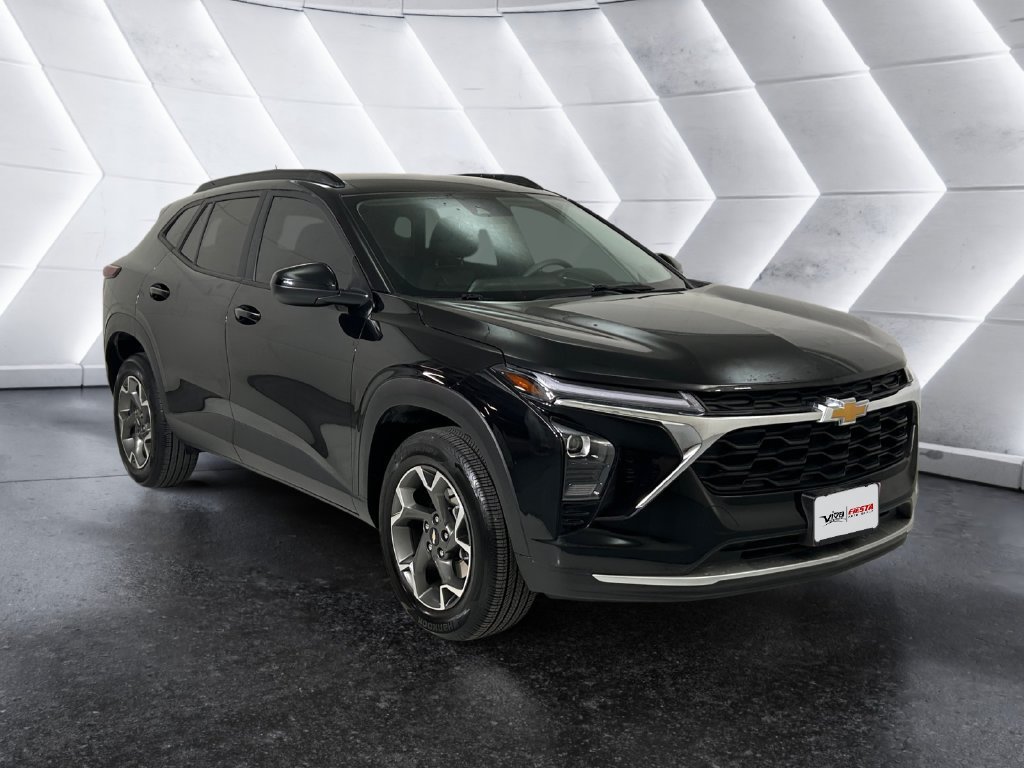 Used 2025 Black Chevrolet LT image 1
