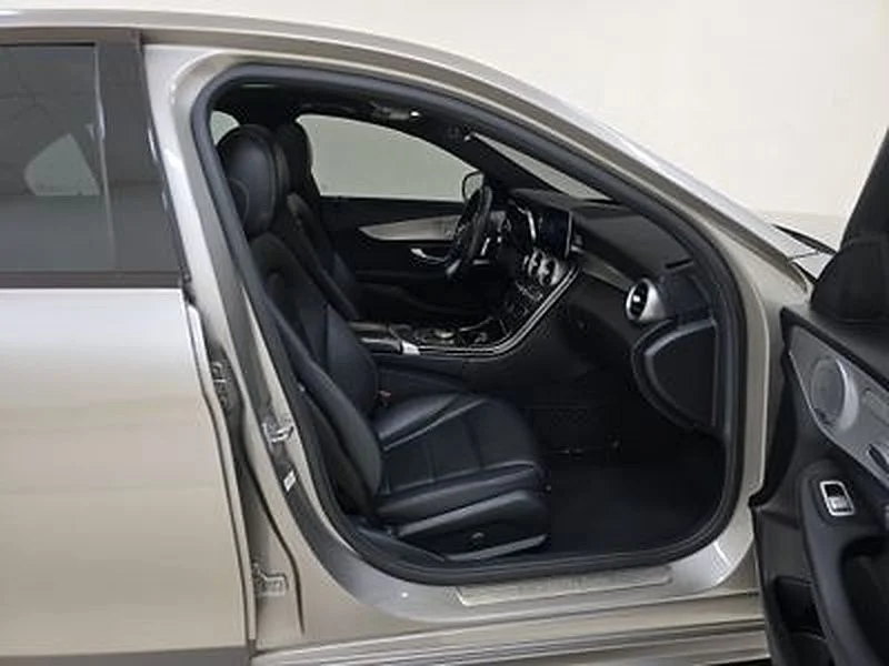Used 2019 Silver Mercedes-Benz C 300 image 8