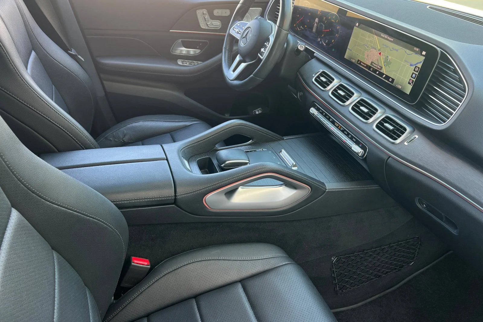 Used 2020 White Mercedes-Benz GLE 350 image 16