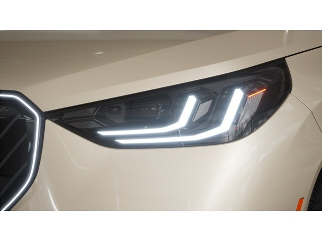 New 2026 Dune Grey Metallic BMW 30 xDrive image 6