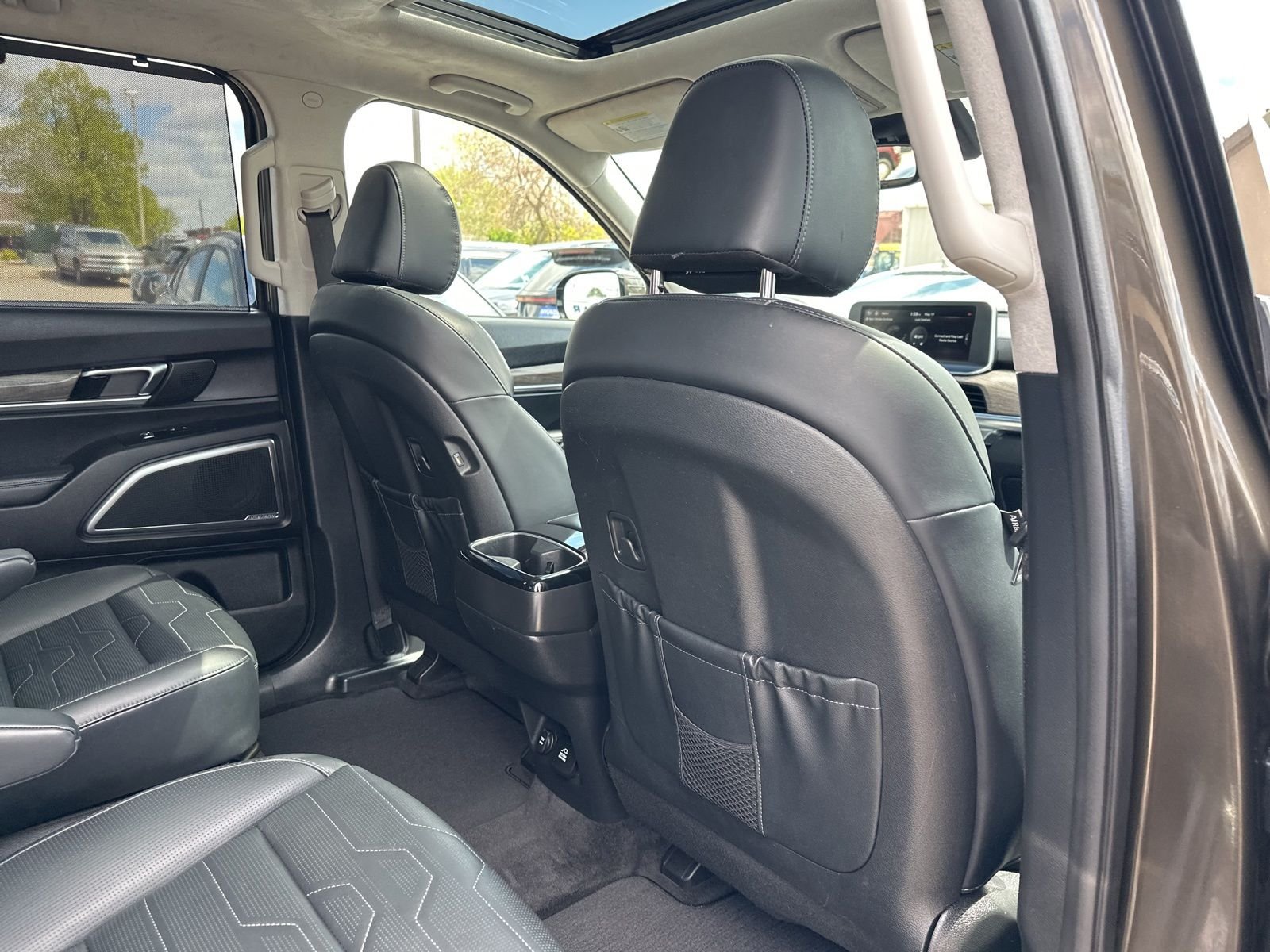 Used 2020 Green Kia SX image 31