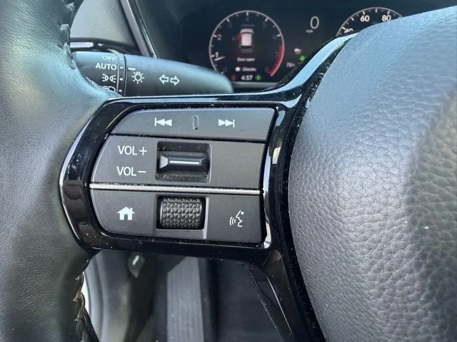 Used 2023  Honda EX-L image 19