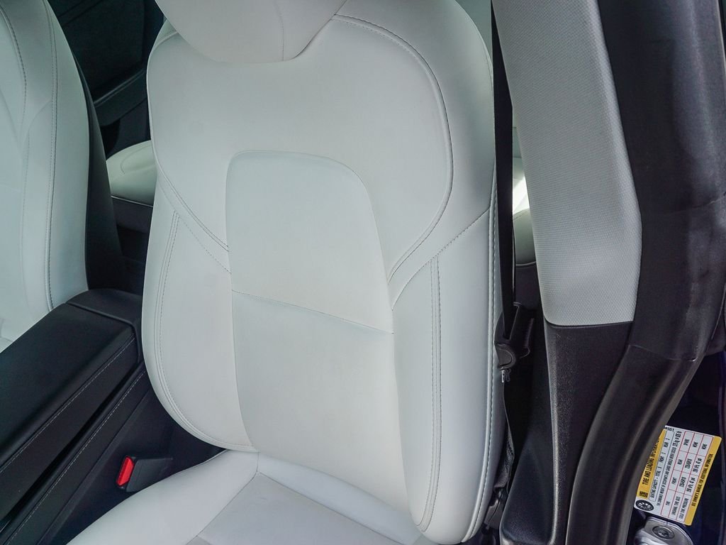 Used 2023 Deep Blue Metallic Tesla Base image 21