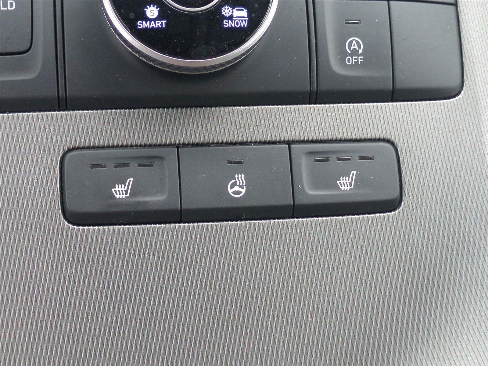 Used 2022 Abyss Black Pearl Hyundai SEL image 29