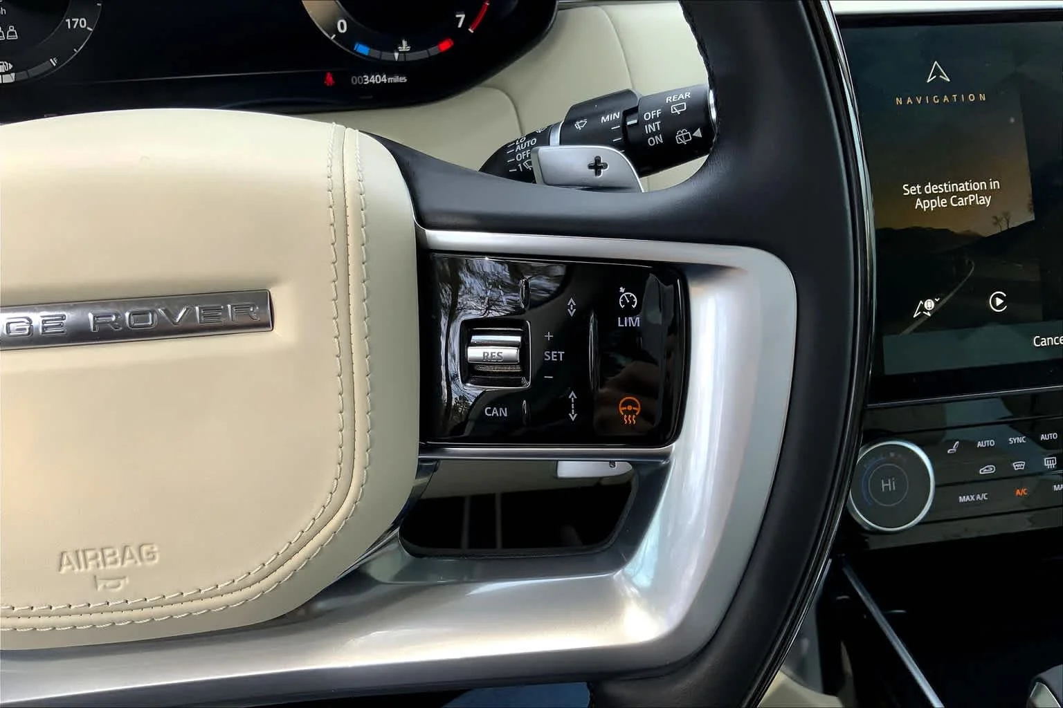 2023 Land Rover Range Rover SE - Photo 23