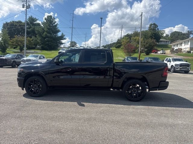 New 2026 Diamond Black Crystal Pearl-Coat Exterior Paint RAM Laramie image 4