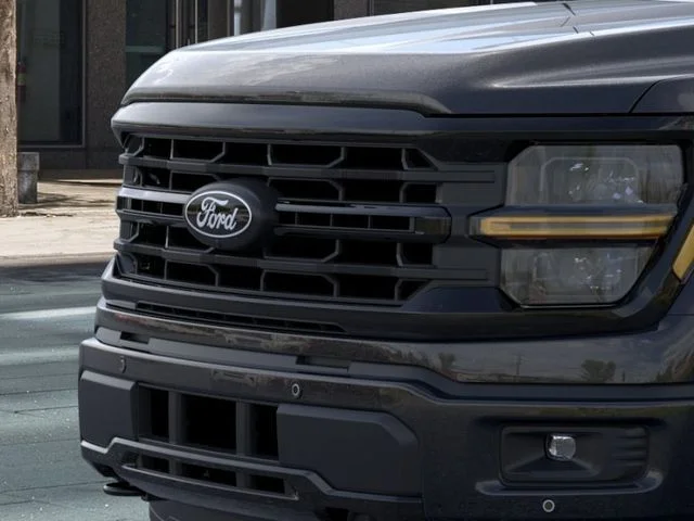 New 2026 Agate Black Metallic Ford XLT image 17