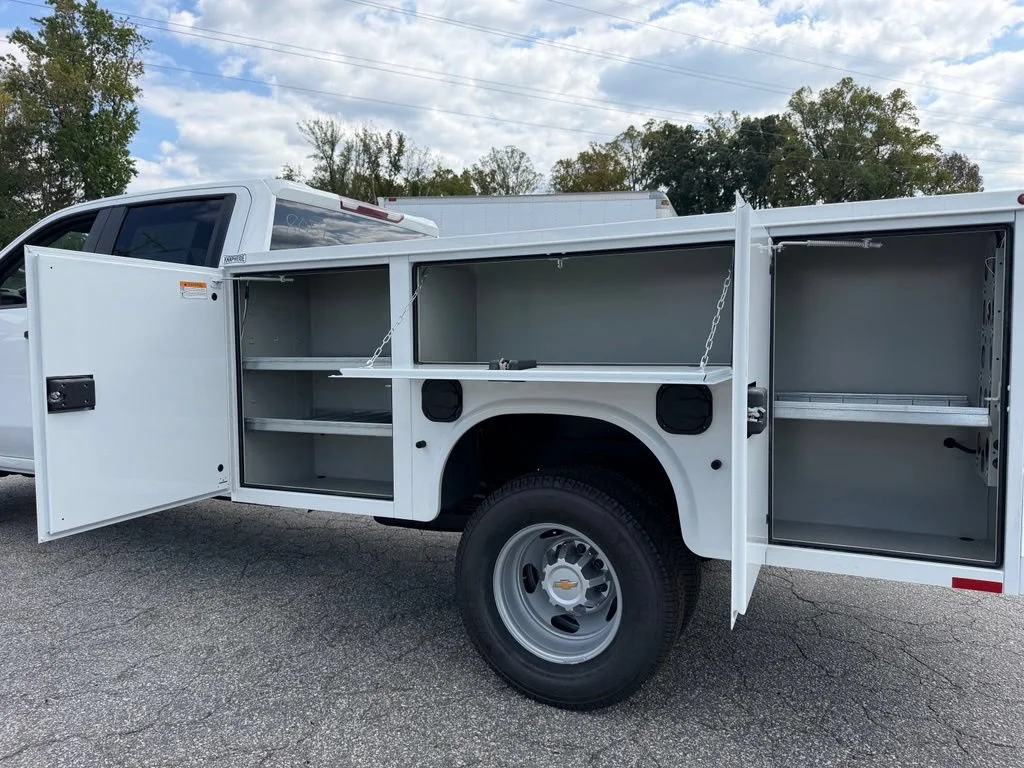New 2026 Summit White Chevrolet Work Truck image 11