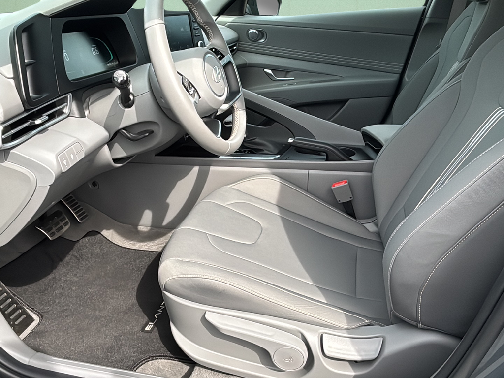 Certified Used 2025 Ecotronic Gray Hyundai SEL Sport image 18