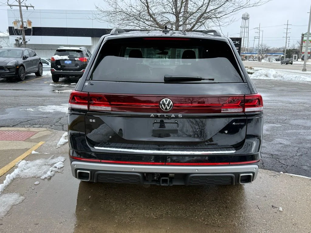 Used 2024 Black Volkswagen 2.0T Peak Edition SE w/Technology image 6