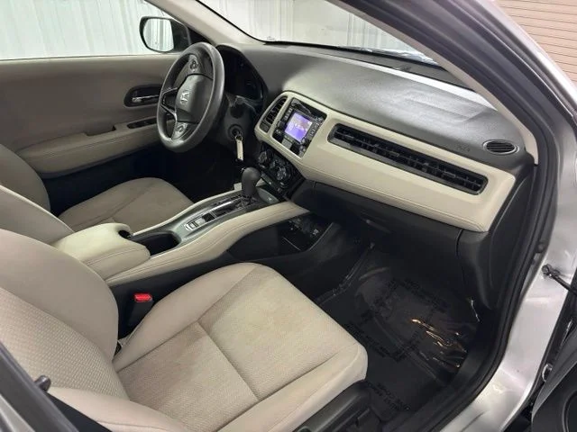 Used 2017 Silver Honda LX image 25